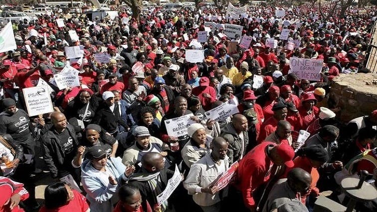 South African Labor Unions Decry MTBPS as a Missed Opportunity for Public Sector - VNEWS